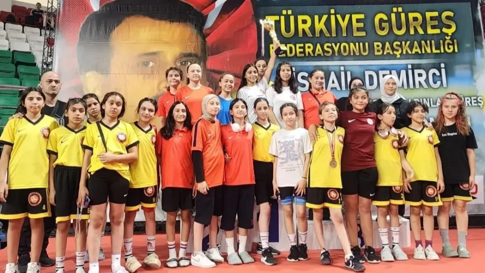 Afyonkarahisar'dan Türkiye Güreş Şampiyonasında büyük başarı