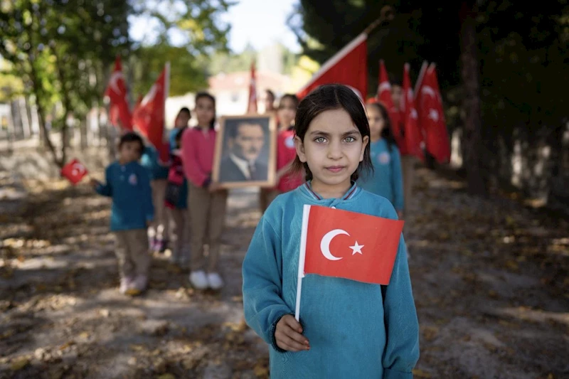 İstiklal Marşı'nın Kabulü ve Mehmet Akif Ersoy Anma Günü: MEB'in Düzenlediği Yarışmaların Sonuçları Açıklandı