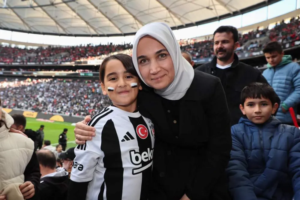 Şehit ve Gazi Yakını Çocuklar Beşiktaş-Konyaspor Maçında Buluştu