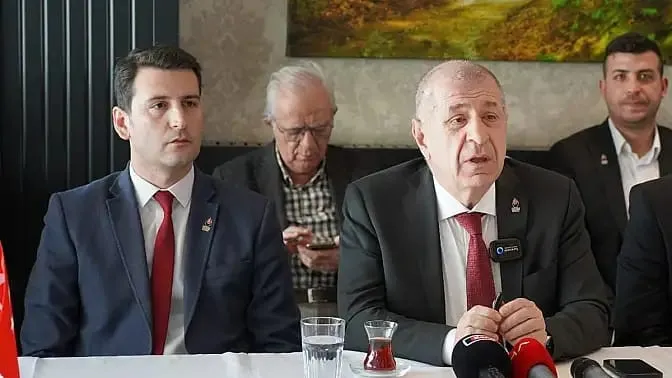 Zafer Partisi Afyonkarahisar İl Başkanlığı'nda Görev Değişimi